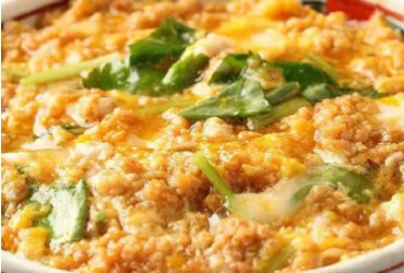 三島由紀夫が子供の頃から通った鶏鍋の店・新橋・末げんのランチメニュー