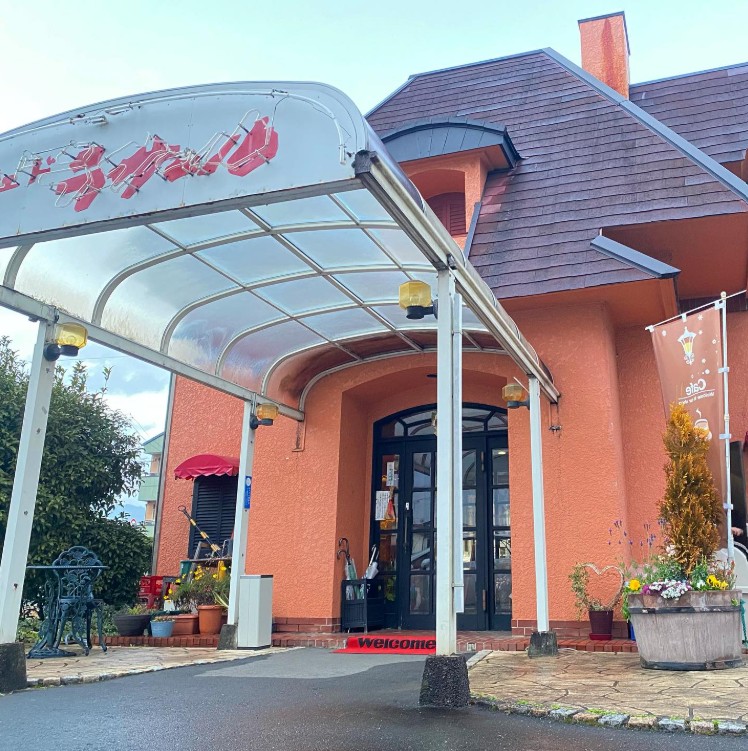 マツコの知らない世界で紹介されたご当地モーニングの岐阜県のカフェ・ド・ラサール